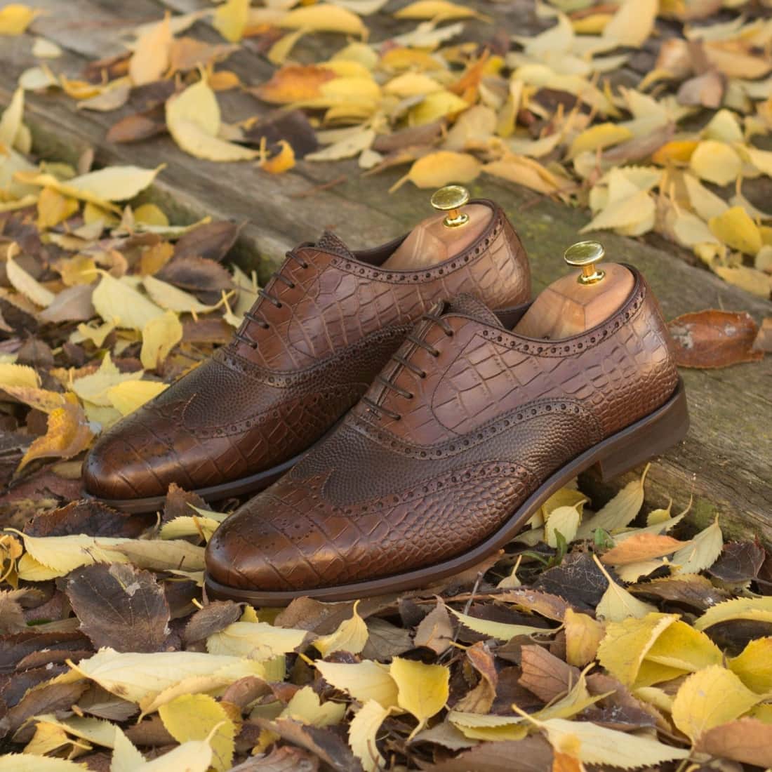 Richelieu fleuri en cuir croco et grainé marron foncé – vue 4