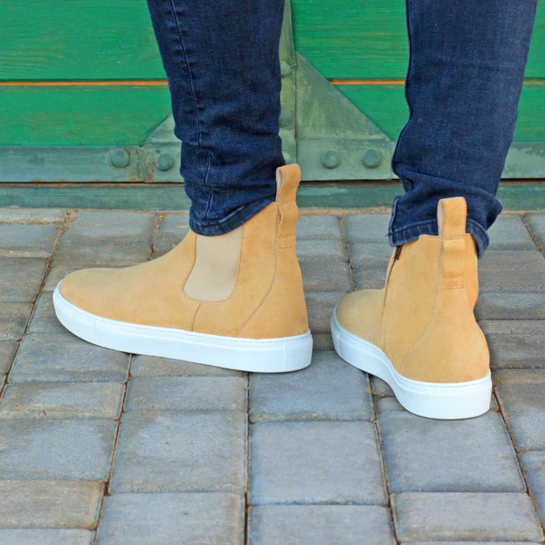 Cheslea Boots Sneakers en daim beige – vue 7