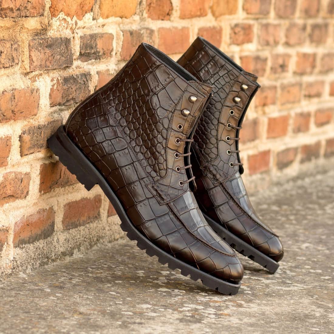 Bottines Derby Demi-Chasse en cuir croco marron foncé - Semelles Commando – vue 4