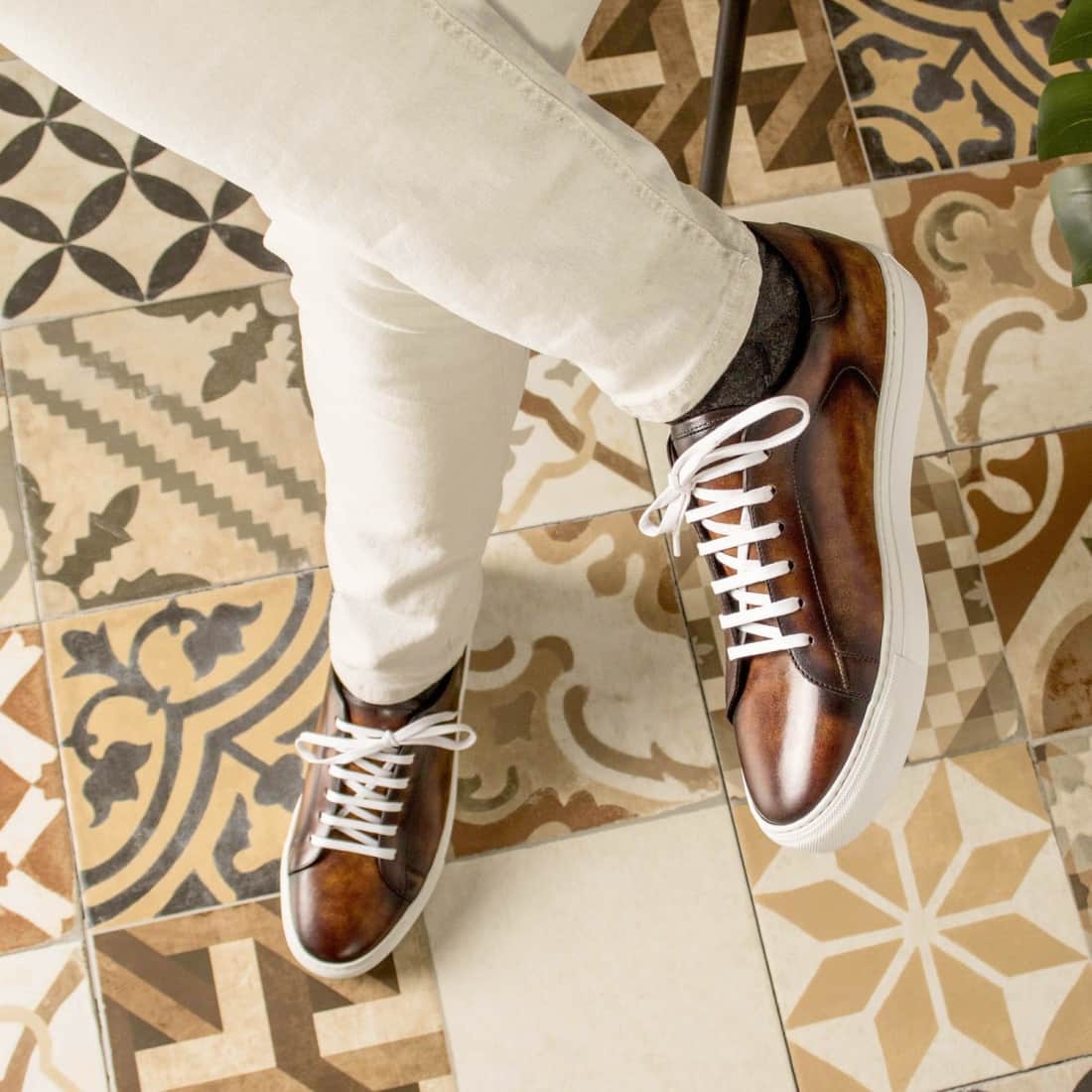 Sneakers Jersey en cuir patiné marron - Semelles Blanches – vue 6