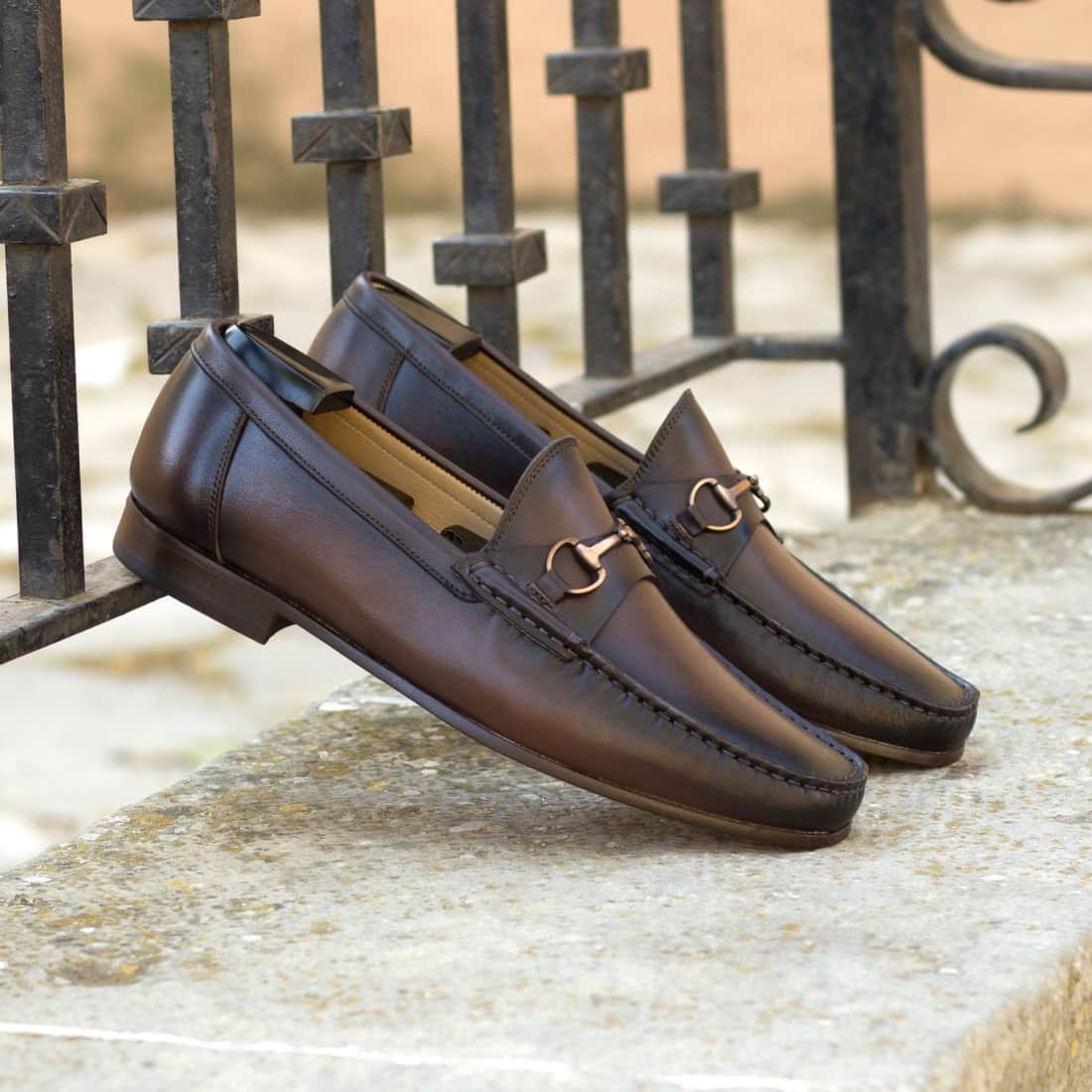 Mocassin à mors en cuir marron foncé – vue 4