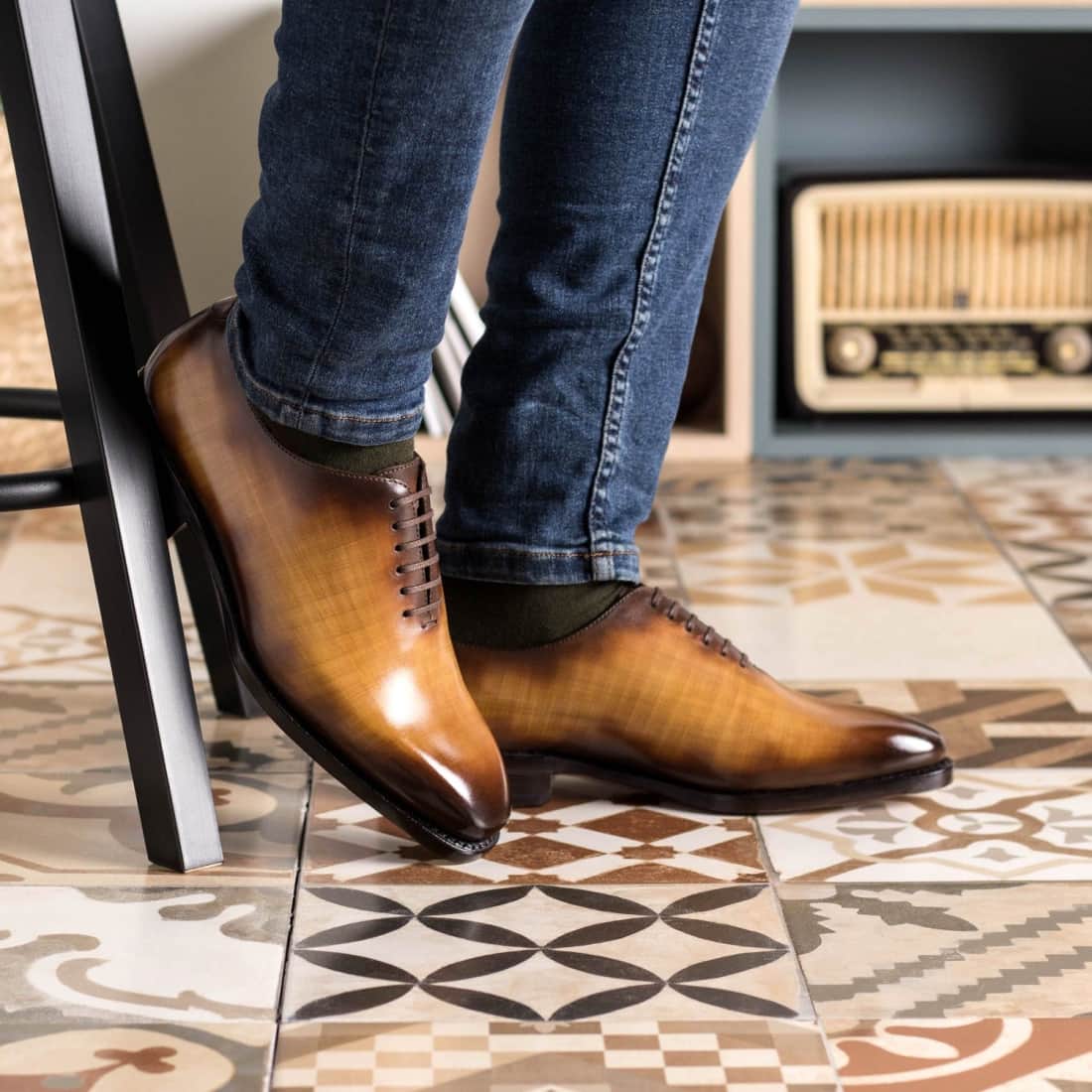 One Cut en cuir patiné cognac – vue 6