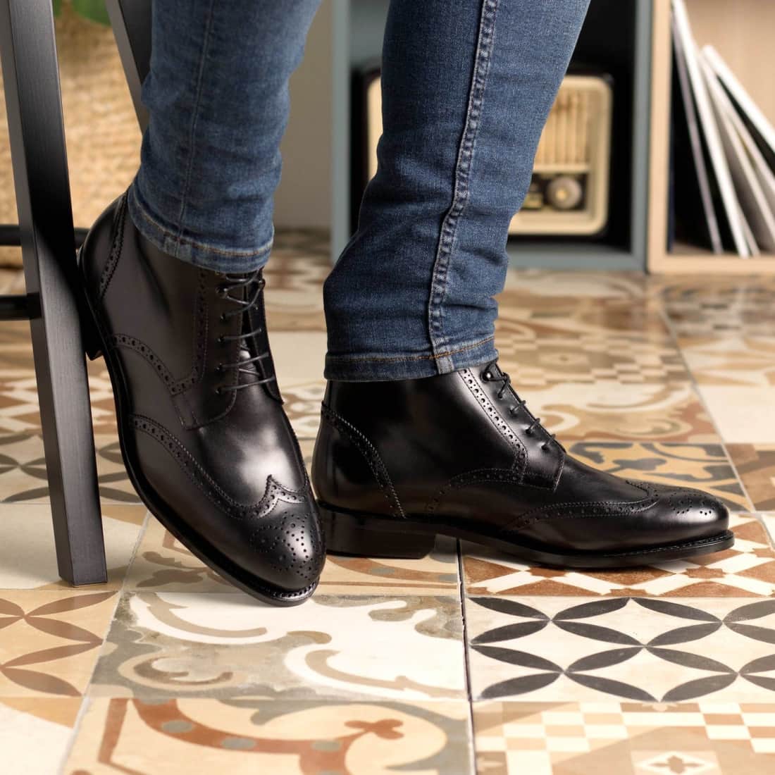 Bottines Derbies Brogue en cuir noir – vue 6