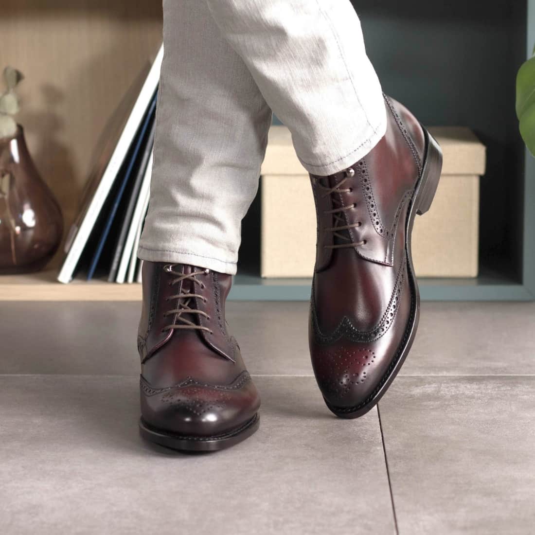 Bottines Derbies Brogue en cuir bordeaux – vue 5