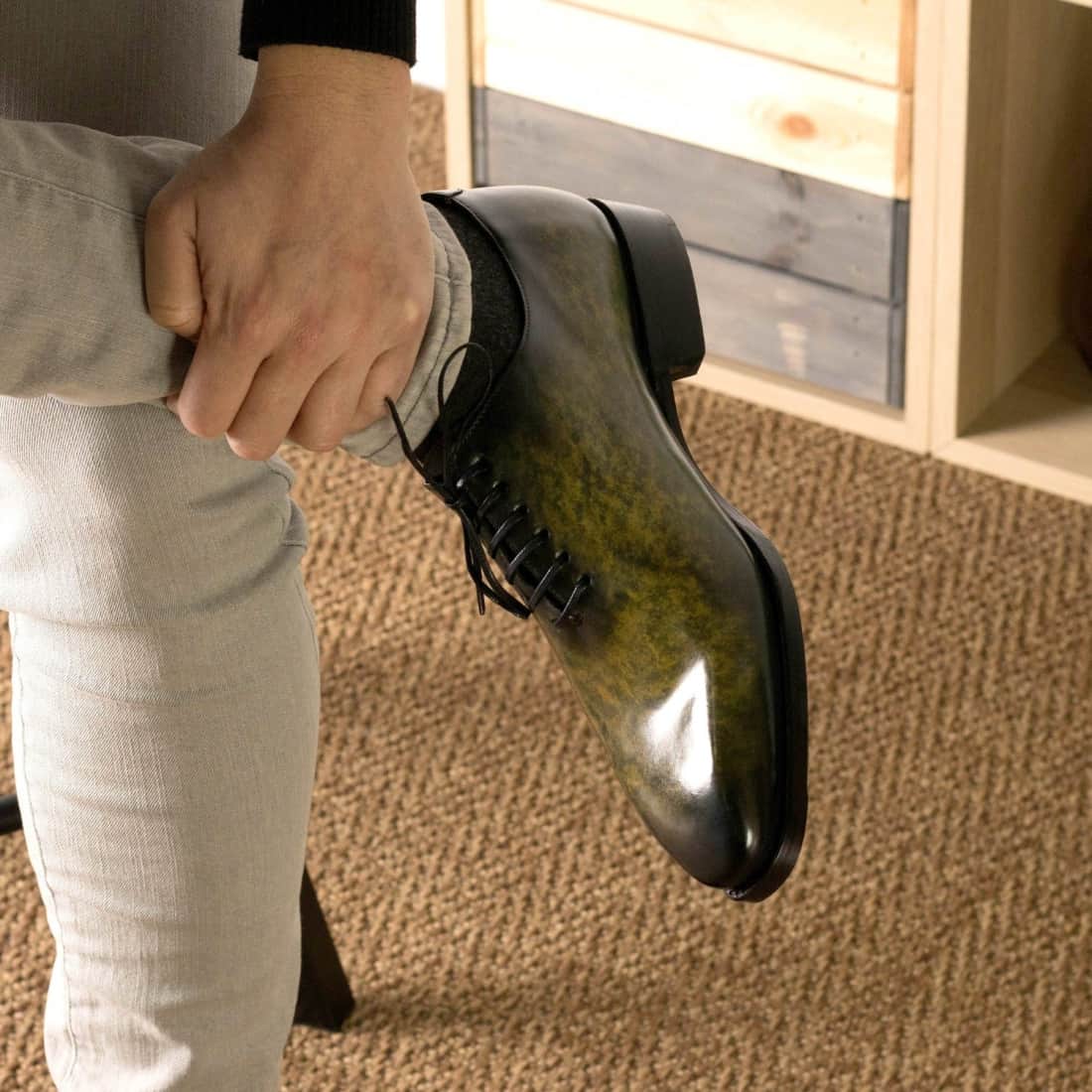One Cut en cuir patiné kaki – vue 4