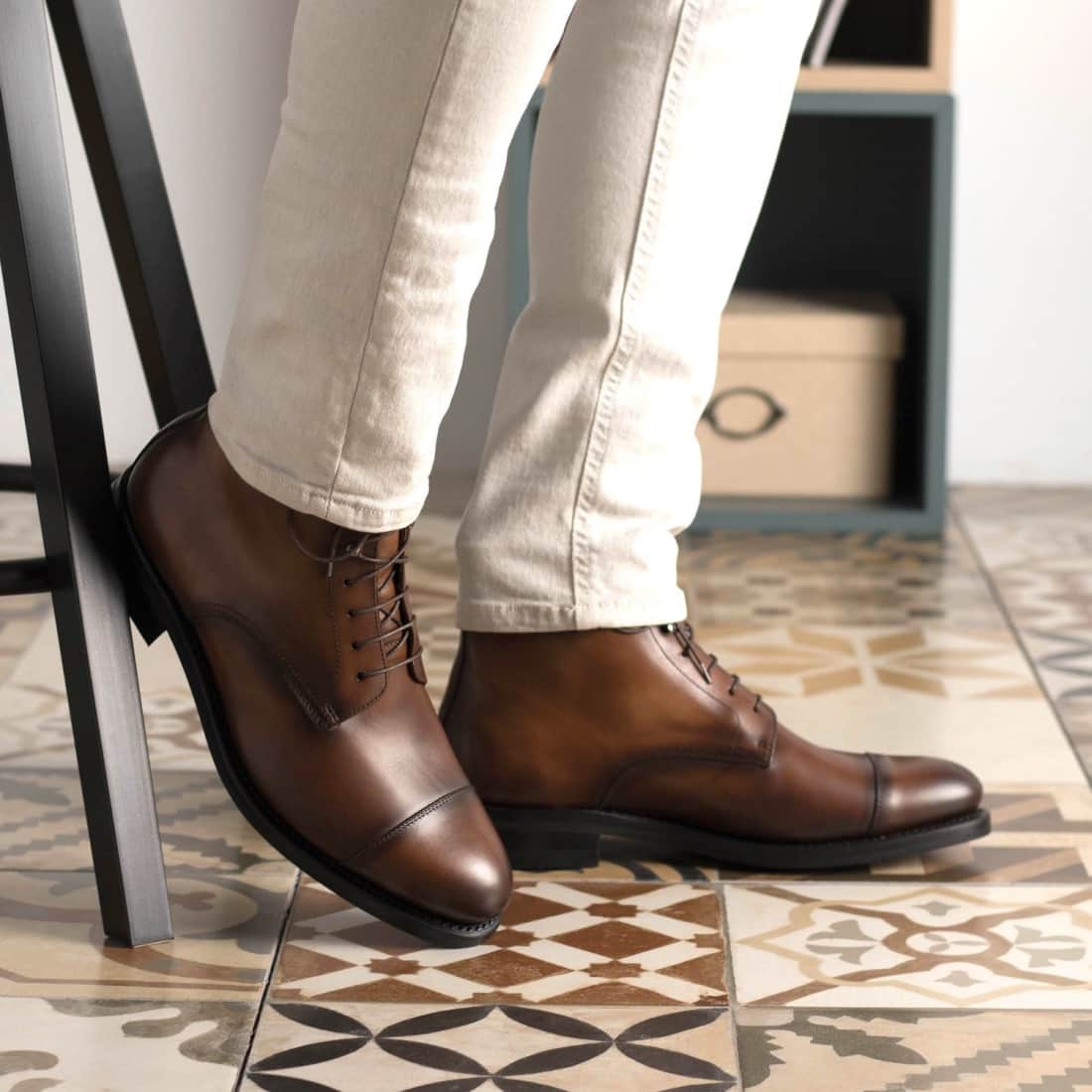 Bottines Bout Droit en cuir marron - Semelles Dainite® – vue 6