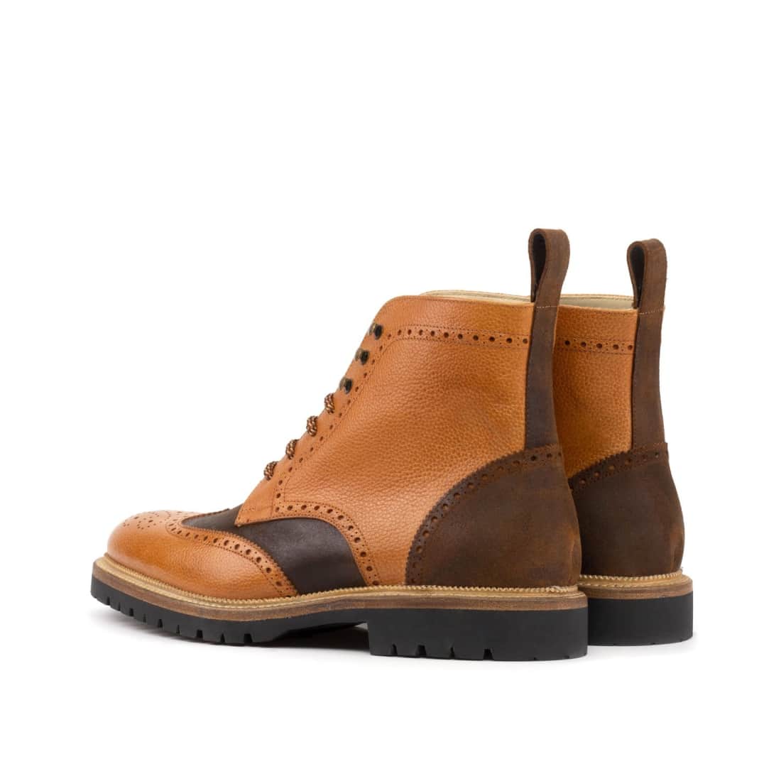 Bottines Derbies Brogue en cuir grainé gold et daim ciré - Semelles Commando – vue 3