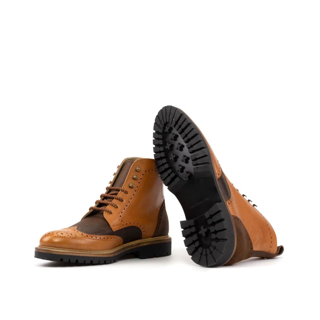 Bottines Derbies Brogue en cuir grainé gold et daim ciré - Semelles Commando – vue 2