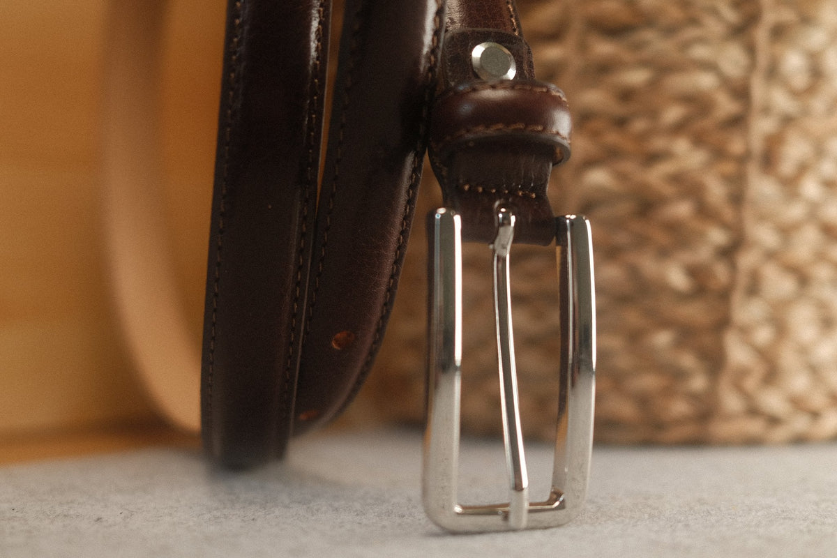 Ceinture femme cuir marron foncé fine 20 mm – vue 2