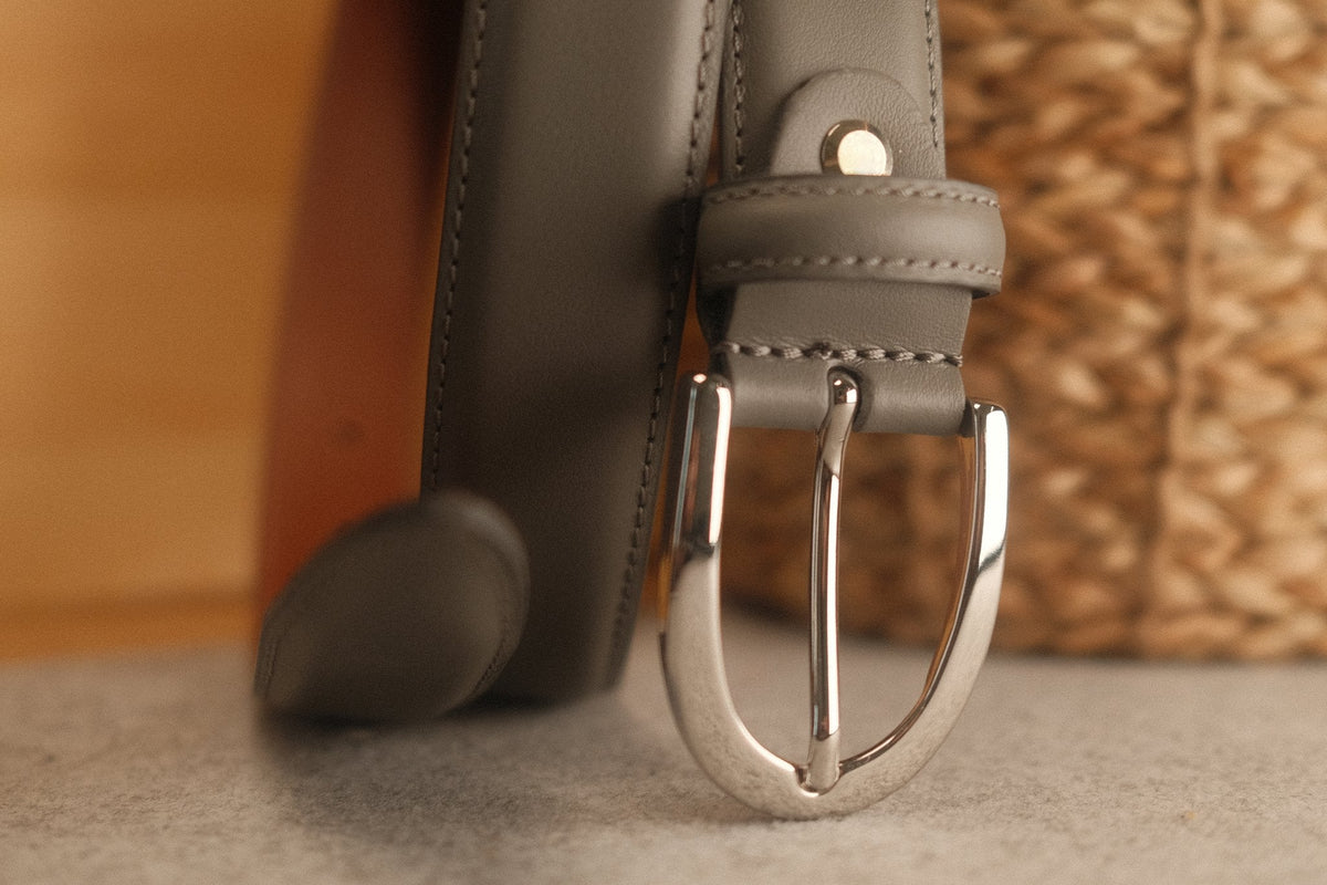 Ceinture cuir gris foncé boucle ronde fine 30 mm – vue 2