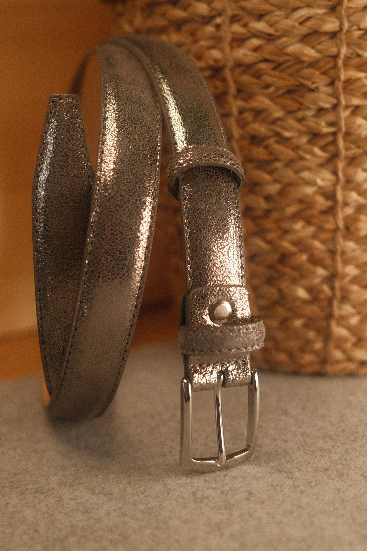 Ceinture femme cuir métallisé argent foncé fine 25 mm – vue 2