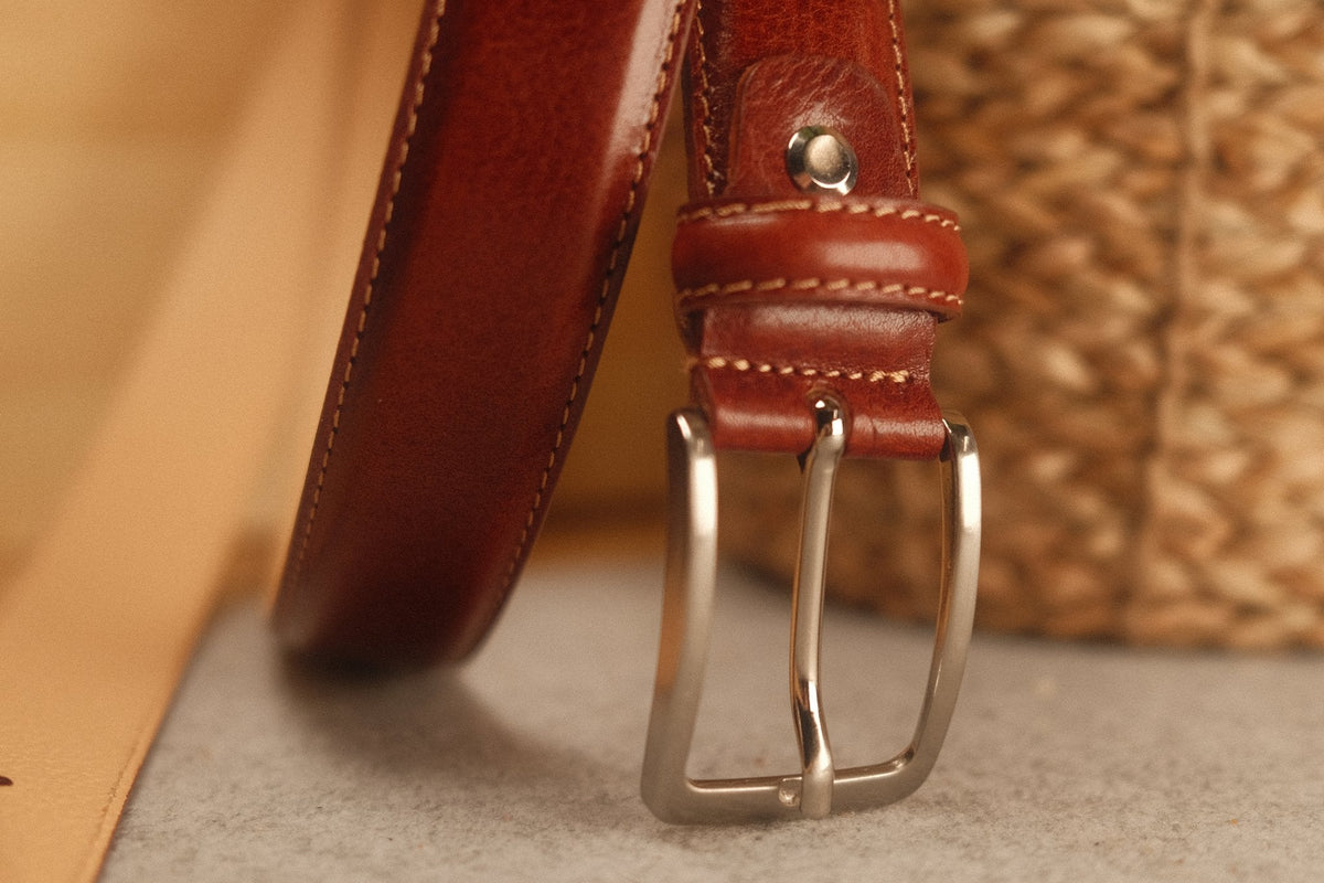 Ceinture en cuir cognac – surpiqûre écru, doublure clair, 30 mm – vue 2
