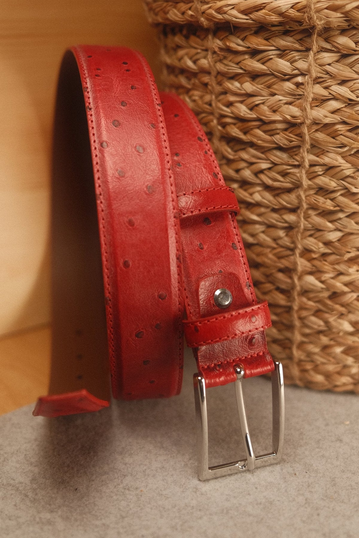 Ceinture en cuir rouge façon autruche 35 mm – vue 2