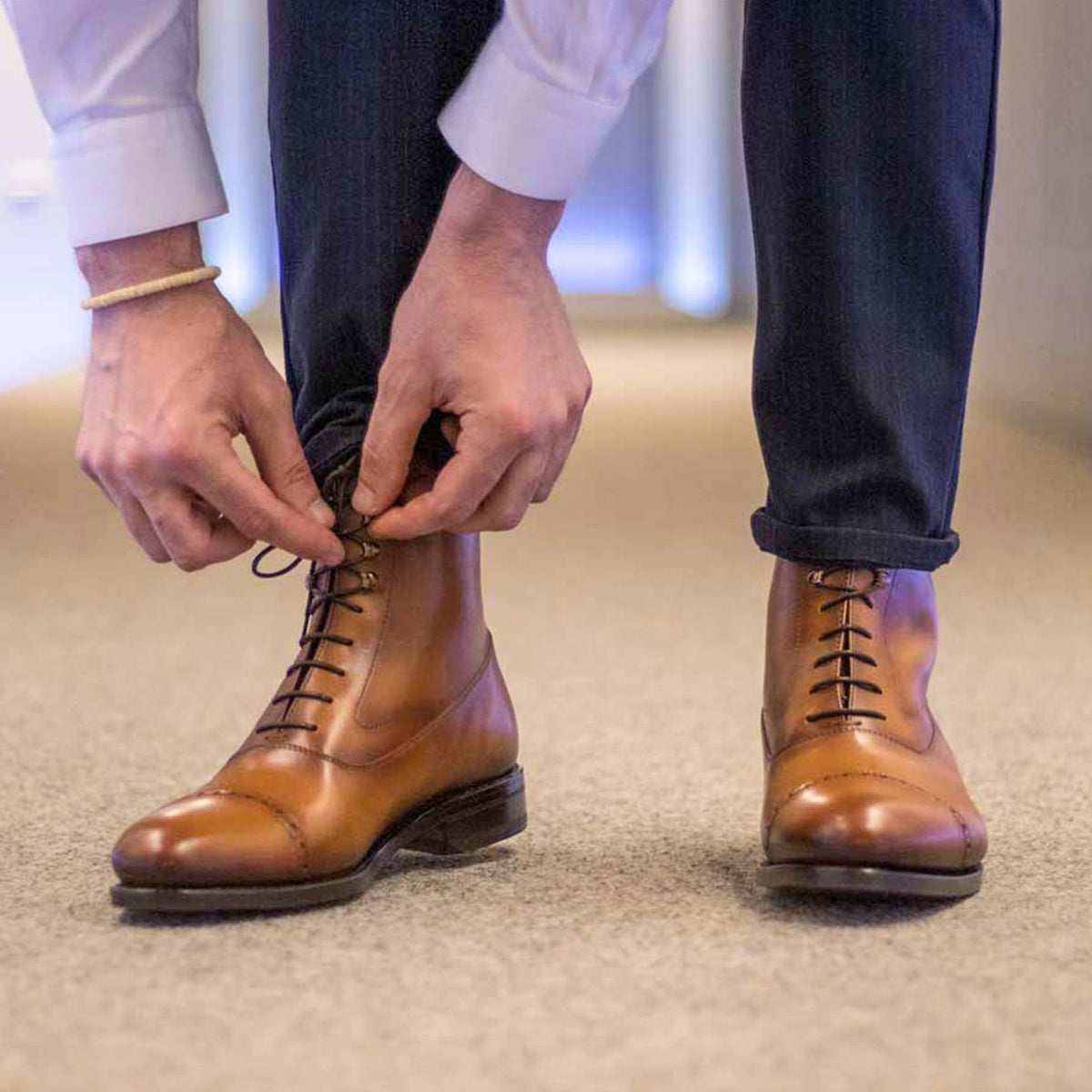 Bottines Balmoral en cuir cognac – vue 4