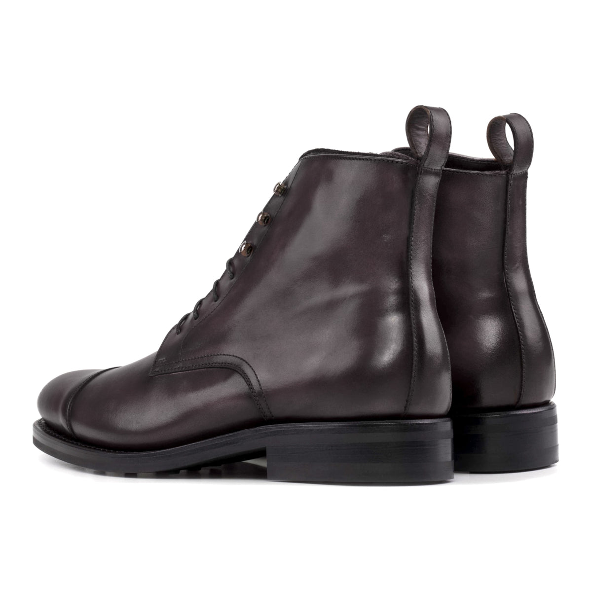 Bottines Bout Droit en cuir sang-de-bœuf, vue de trois quarts arrière