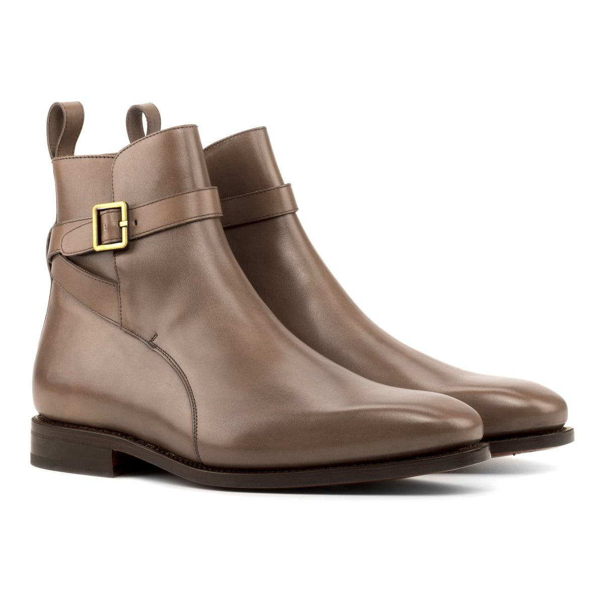 Bottines Jodhpur en cuir noisette, vue de trois quarts avant