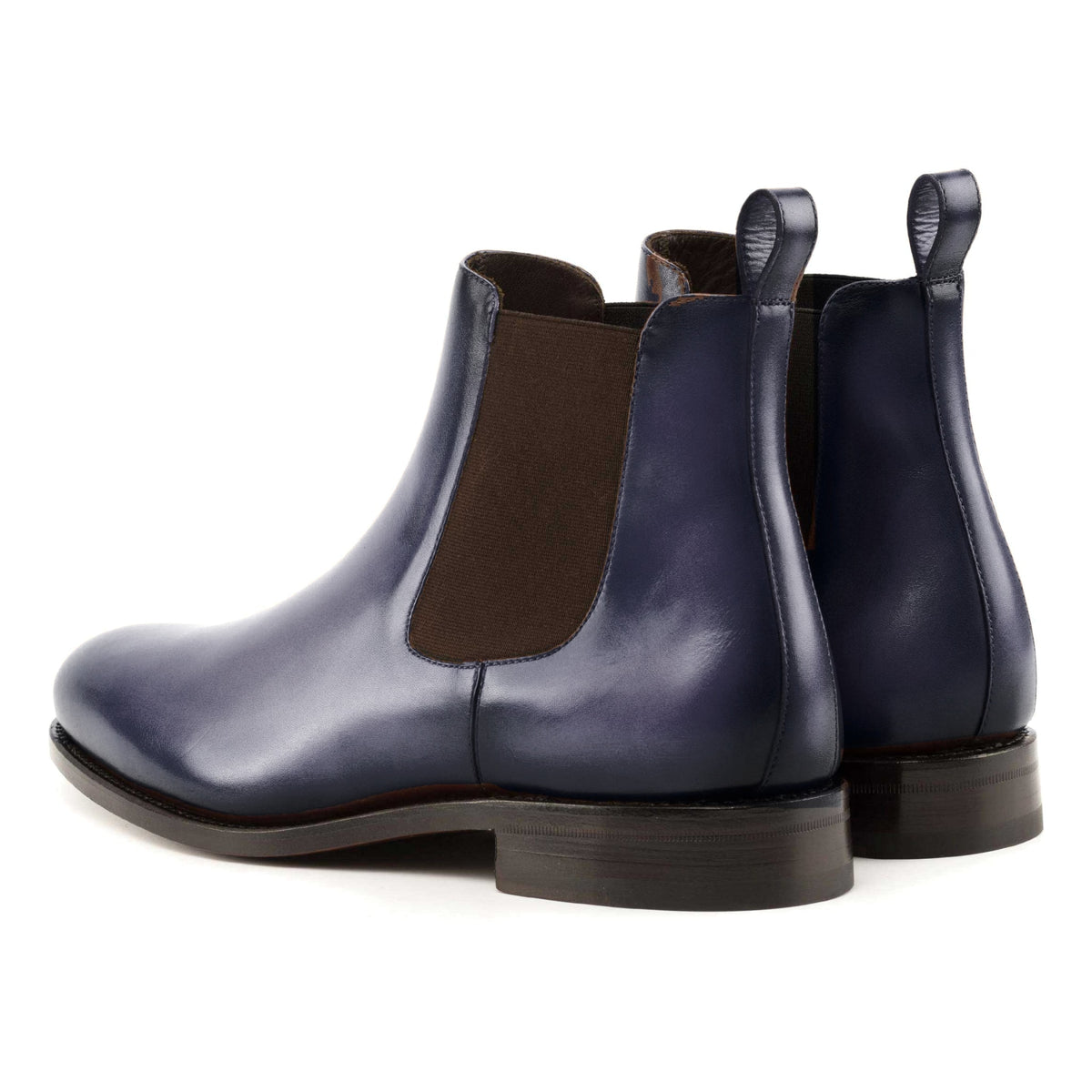 Chelsea Boots en cuir teinté main bleu pétrole, la paire vue de trois quarts arrière
