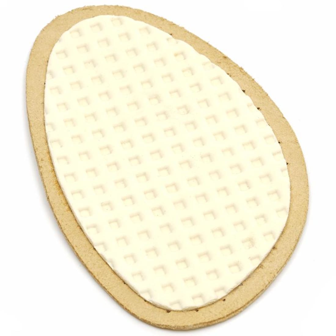 Dessous d’une demi-semelle : une mousse gaufrée bordée de cuir.