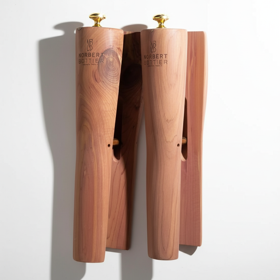 Embauchoirs de bottes en bois de cèdre