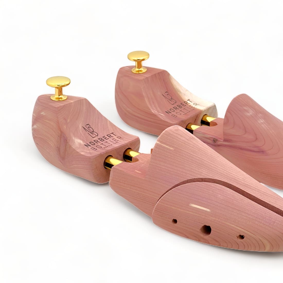 Embauchoirs en cèdre brut - Accessoires