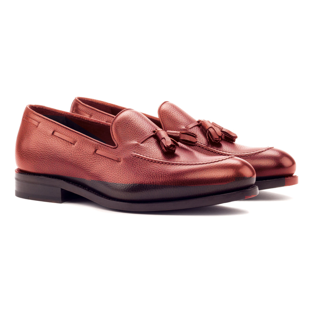 Mocassin à glands en cuir grainé rouge – vue 1