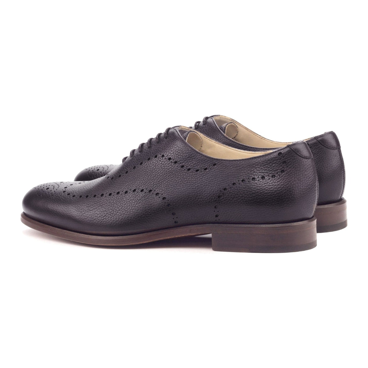 One Cut perforé en cuir grainé noir, la paire vue de trois quarts arrière