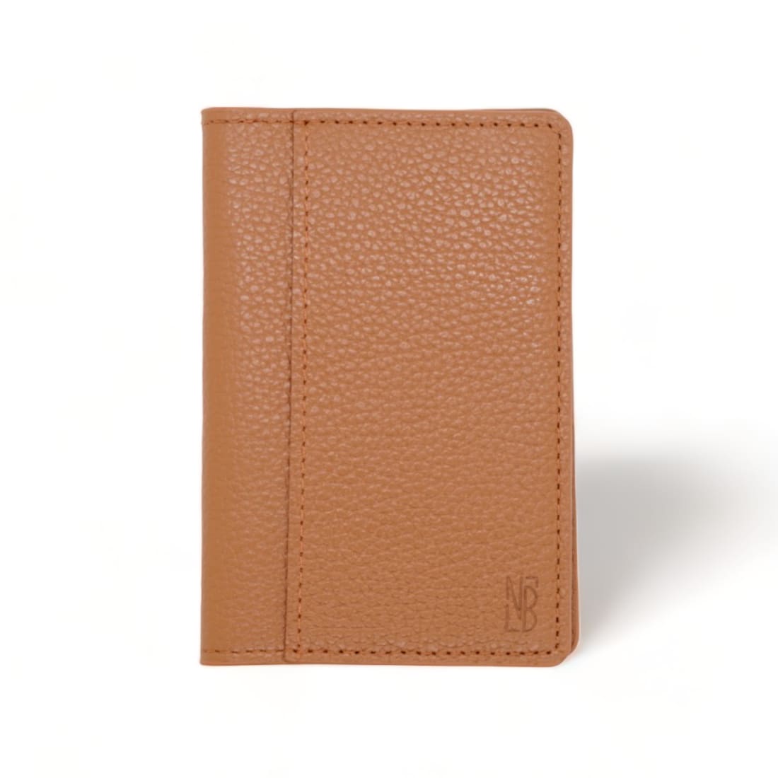 Portefeuille vertical en cuir grainé gold fermé, vu de face, monogramme NB en bas