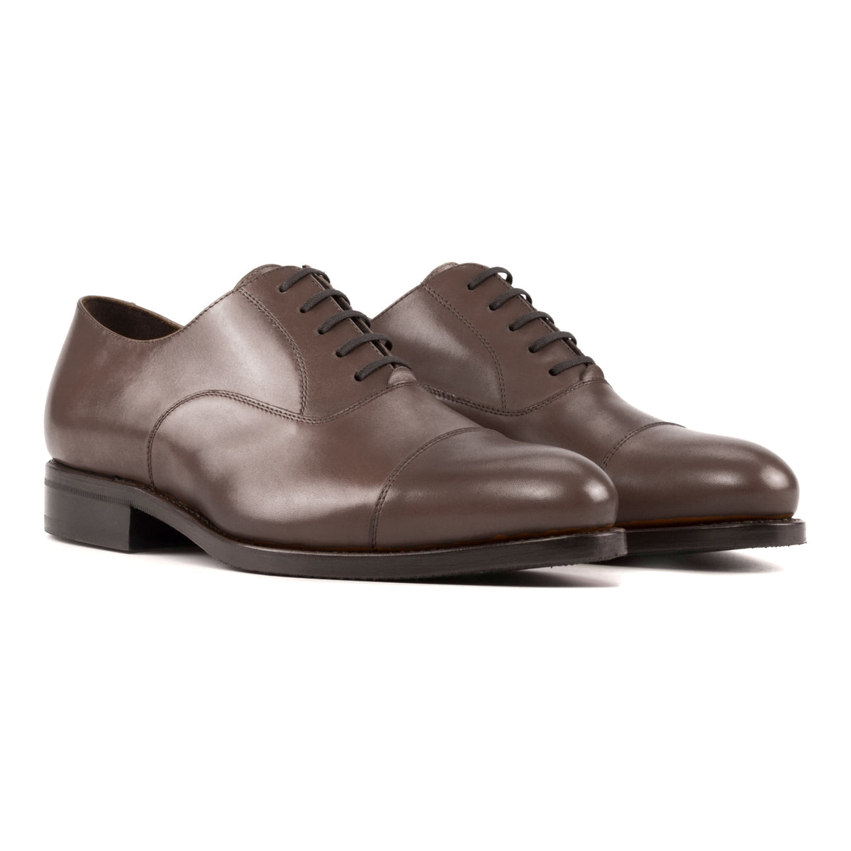 Richelieu bout droit en cuir marron moyen – vue 1